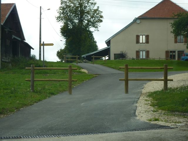 Barrieres passage piétons — SNMB Menuiserie Bertin