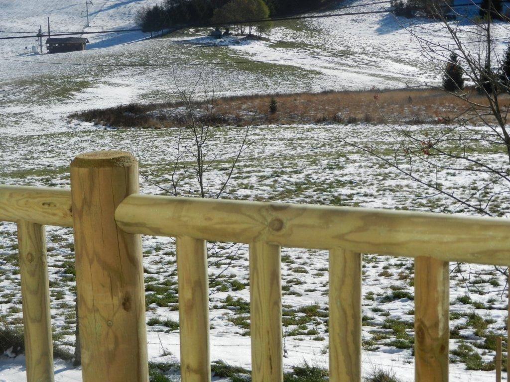 Clôture a barreaudage bois — SNMB Menuiserie Bertin