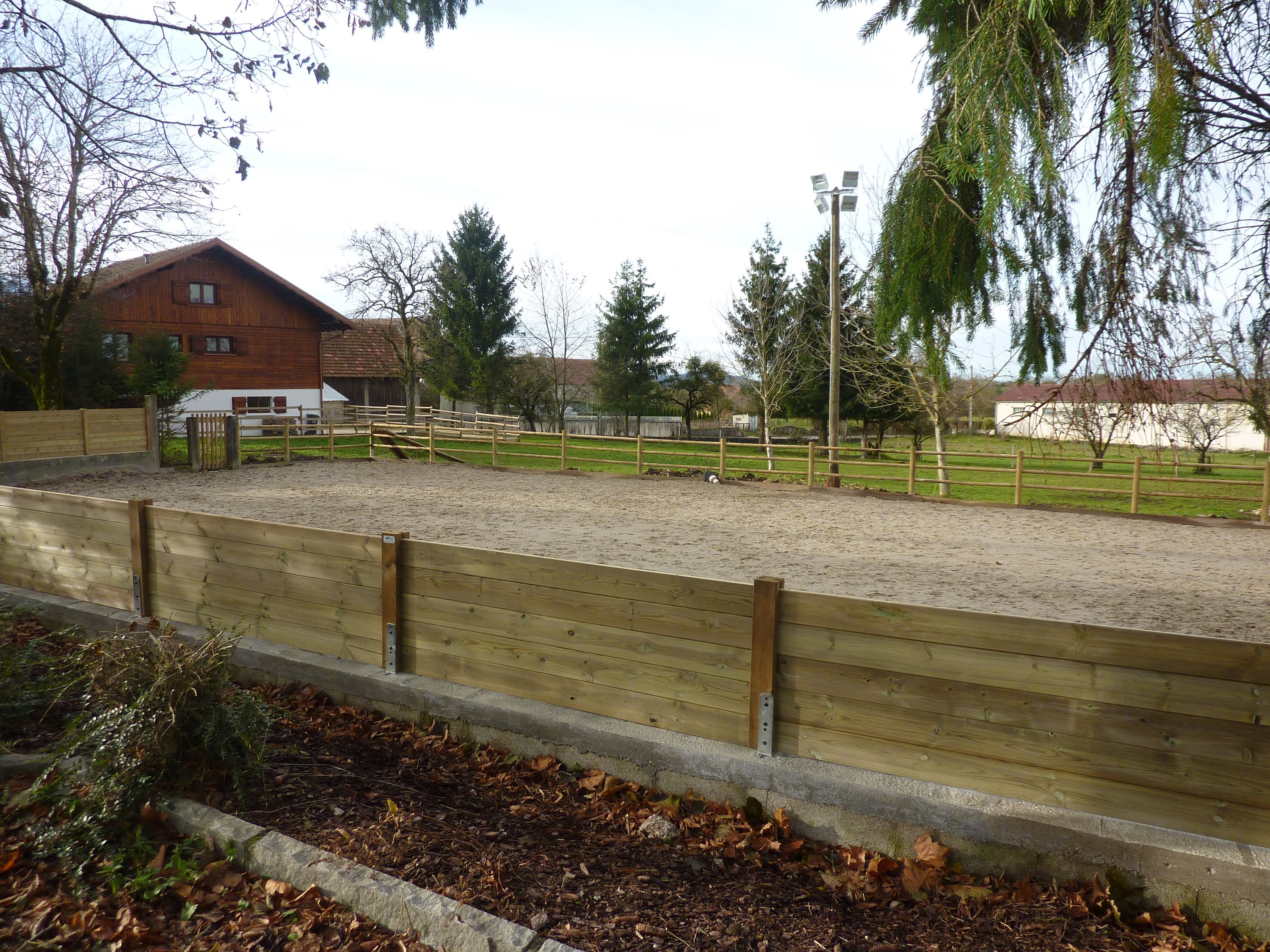 Pare vue sur muret 27mm — SNMB Menuiserie Bertin