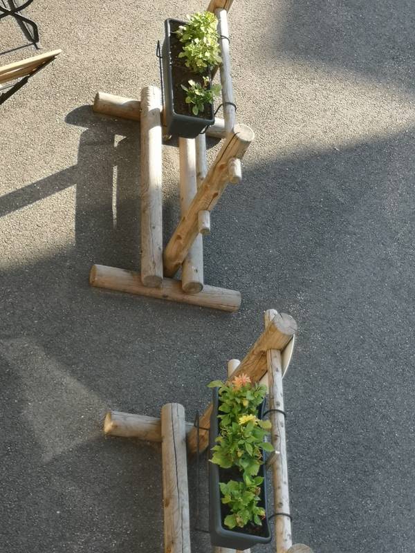 Barriere amovible support jardinière — SNMB Menuiserie Bertin