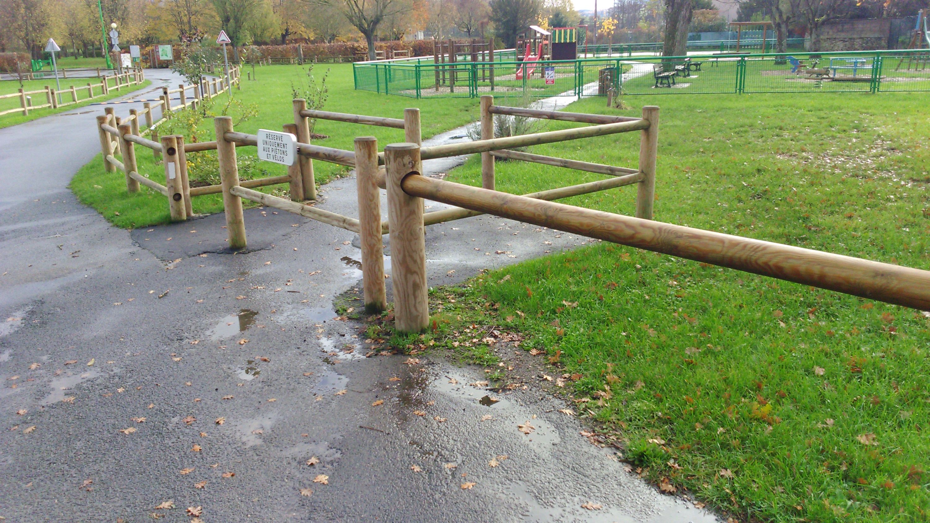 Chicane de passage sélectif en bois 3 m x 3 m, fabrication française SNMB — bois autoclave classe 4