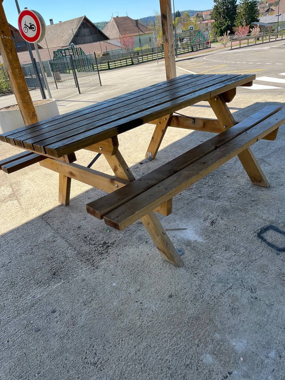 Table en bois, fabrication française SNMB — bois autoclave classe 4