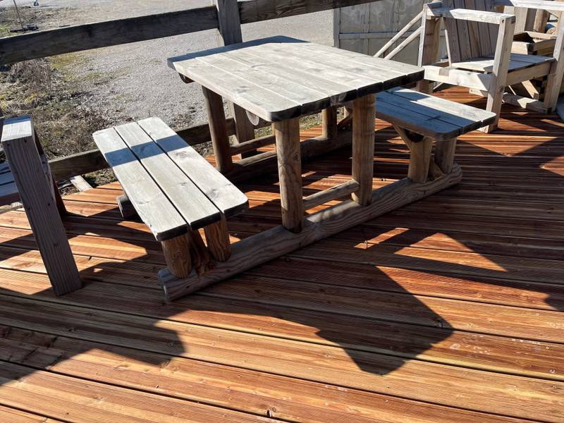 Ensemble en rondin de 1m70x1m20 — SNMB Menuiserie Bertin