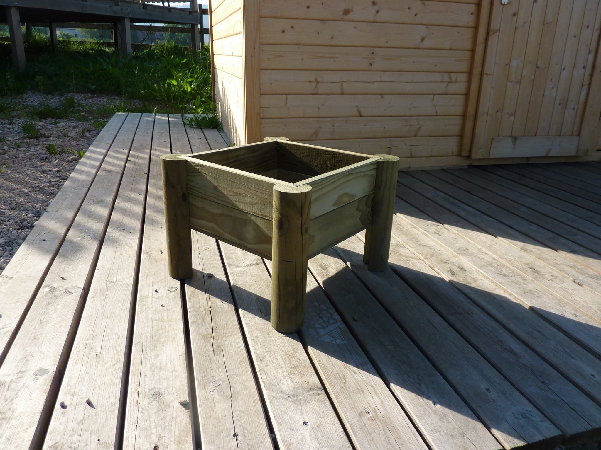 Jardinière 40x40x30 autoclave — SNMB Menuiserie Bertin