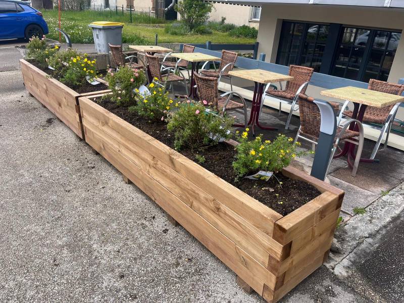 Jardinière bois en madriers croisés, fabrication française SNMB — bois autoclave classe 4