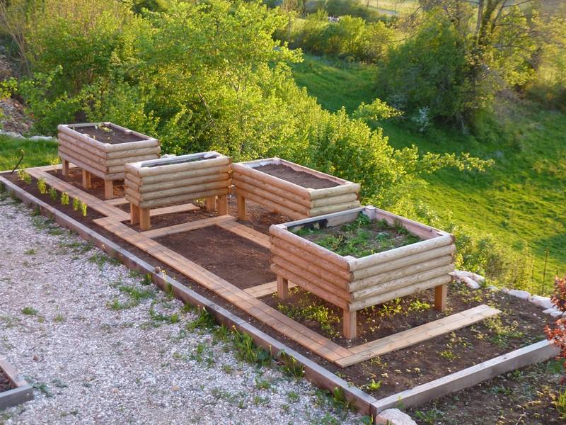 Jardinière a hauteur — SNMB Menuiserie Bertin