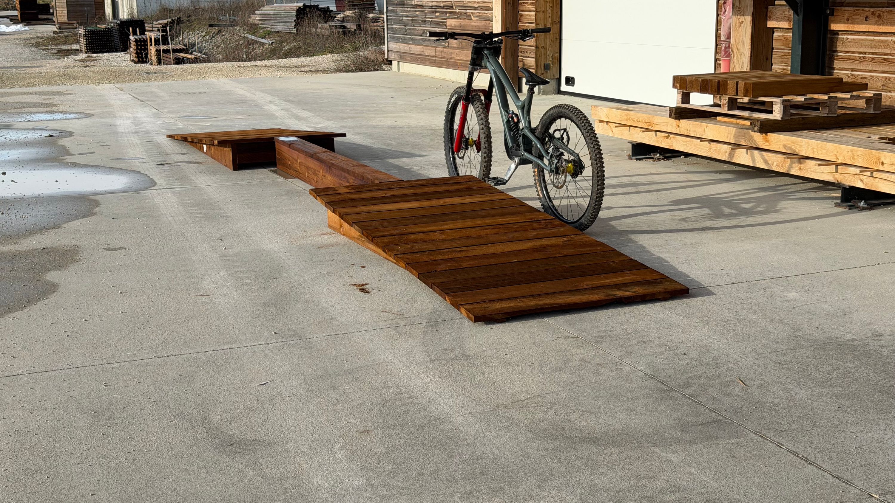 Module VTT en bois pour pumptrack et parcours, fabrication française SNMB — bois autoclave classe 4