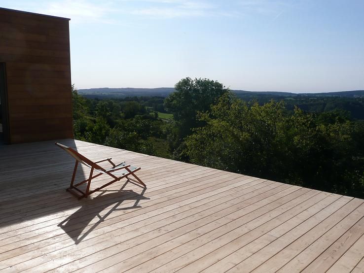 Terrasse en mélèze — SNMB Menuiserie Bertin